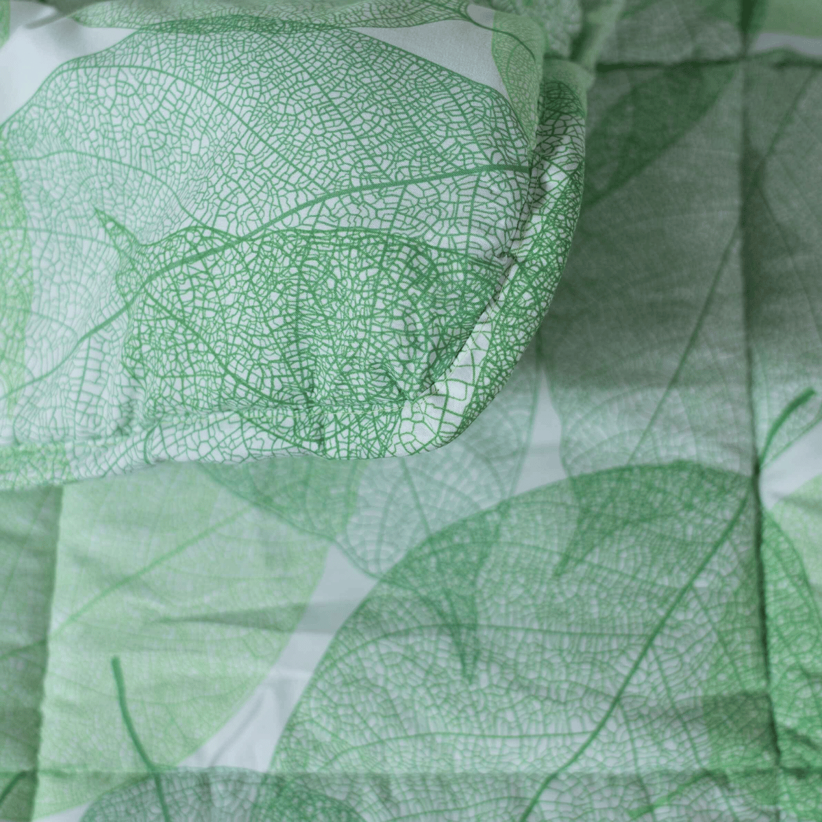 Zelesta Comfort Design 4-Season Duvet - Fresh Leaf image