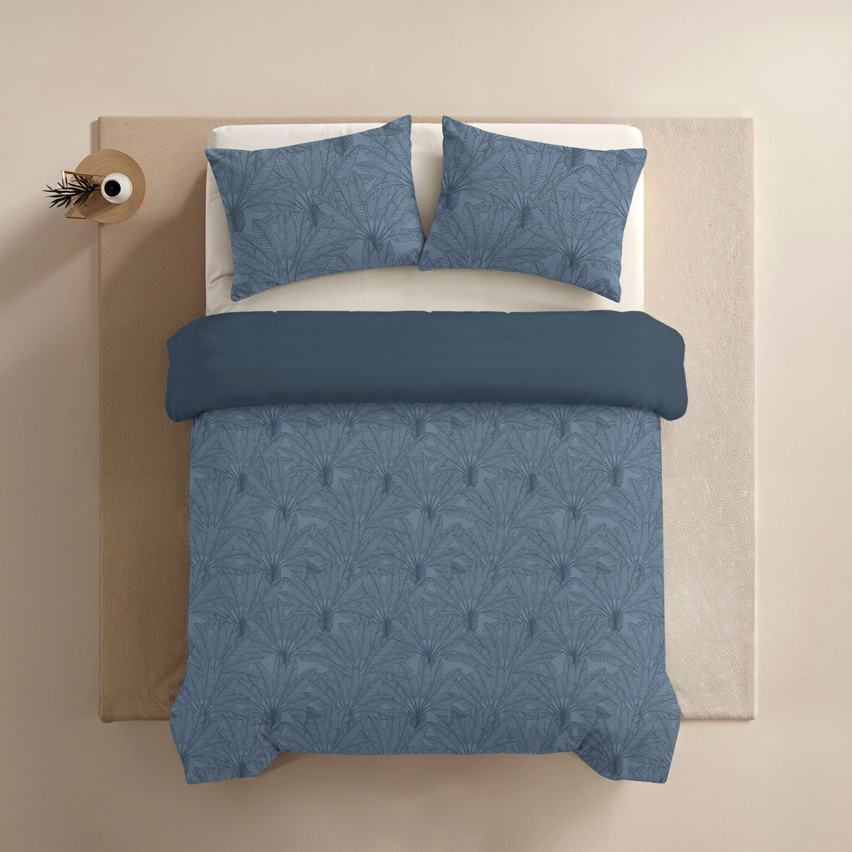 Couette Zelesta Comfort Design Sans Coutures - Botanical Line Art Blue