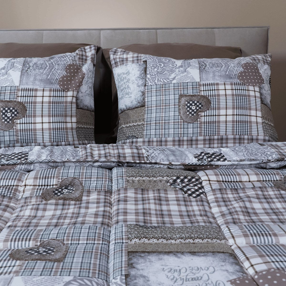 Zelesta Comfort Design Couette - Cœurs en patchwork