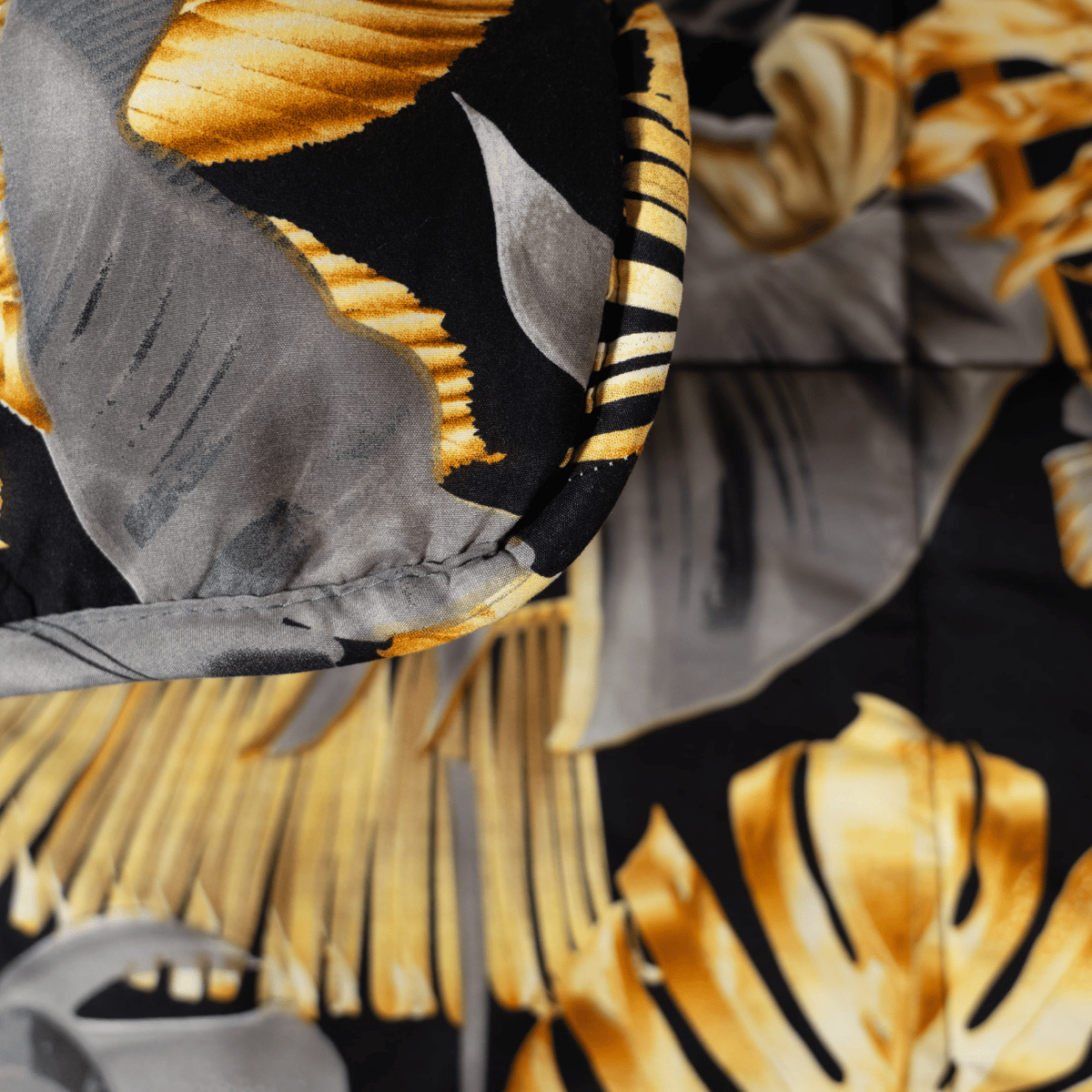 Zelesta Comfort Design 4-Season Duvet - Golden Leaves image