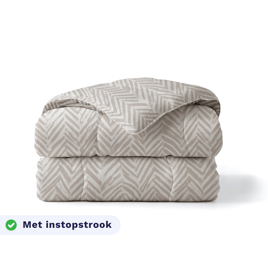 Zelesta Pure Design Cotton Duvet in Ethnic Cream folded on a white background, with a badge highlighting the integrated tuck-in flap feature