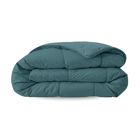 Zelesta Comfort Uni Summer Duvet in Sea Green, neatly folded on a white background showing the soft sea green microfiber fabric