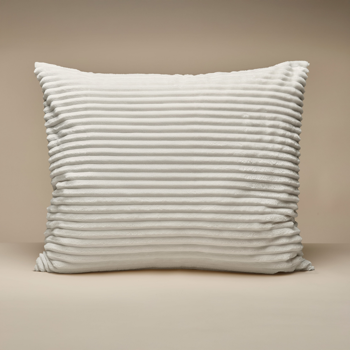 Zelesta Special Teddy Groove Pillowcase Set Of 2 - Off-White