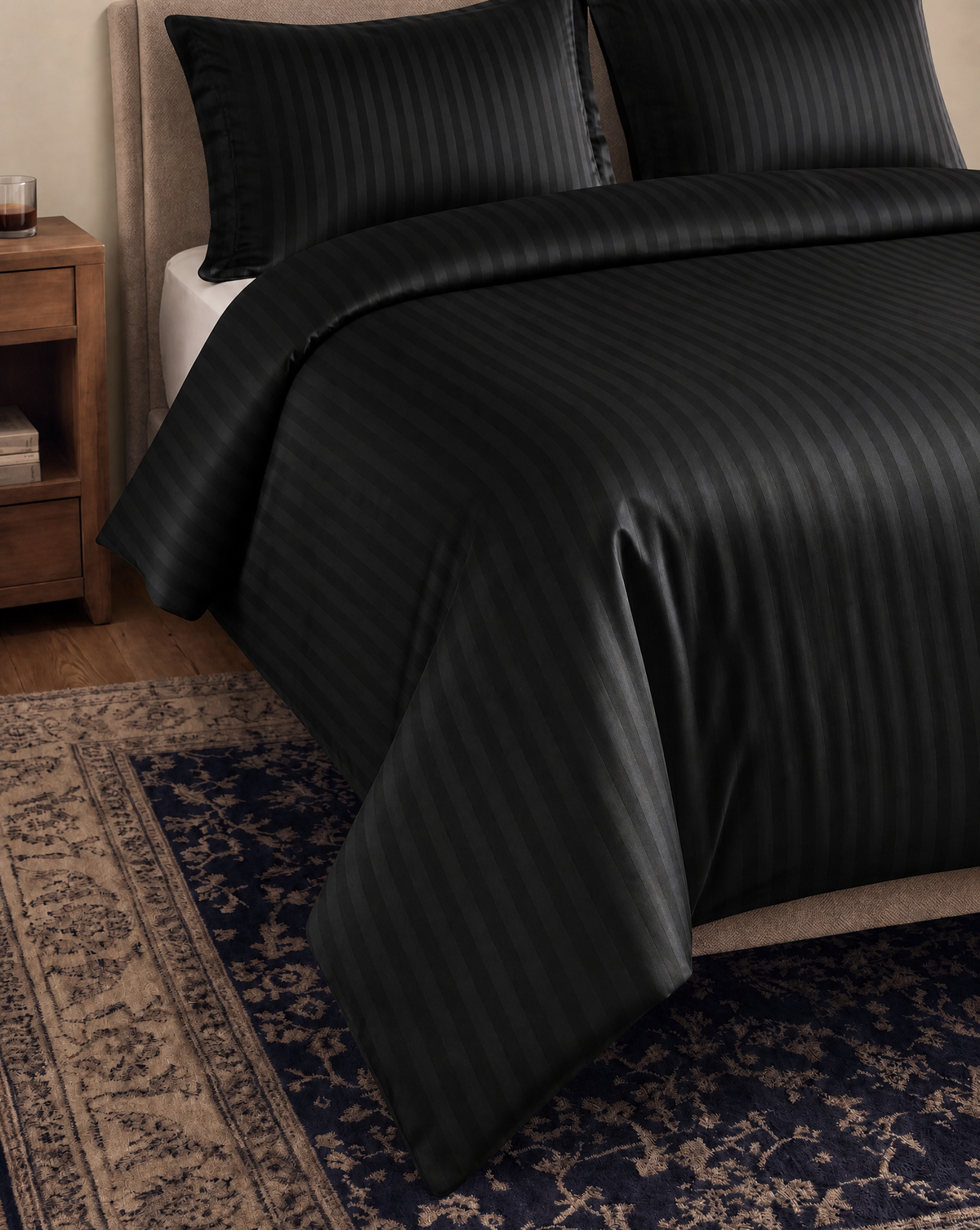 Zelesta Deluxe Hotel Stripe Sans Coutures Satin Cotton Couette - Noir