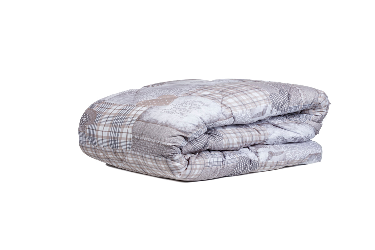 Zelesta Comfort Design 4-Season Duvet - Patchwork Hearts image