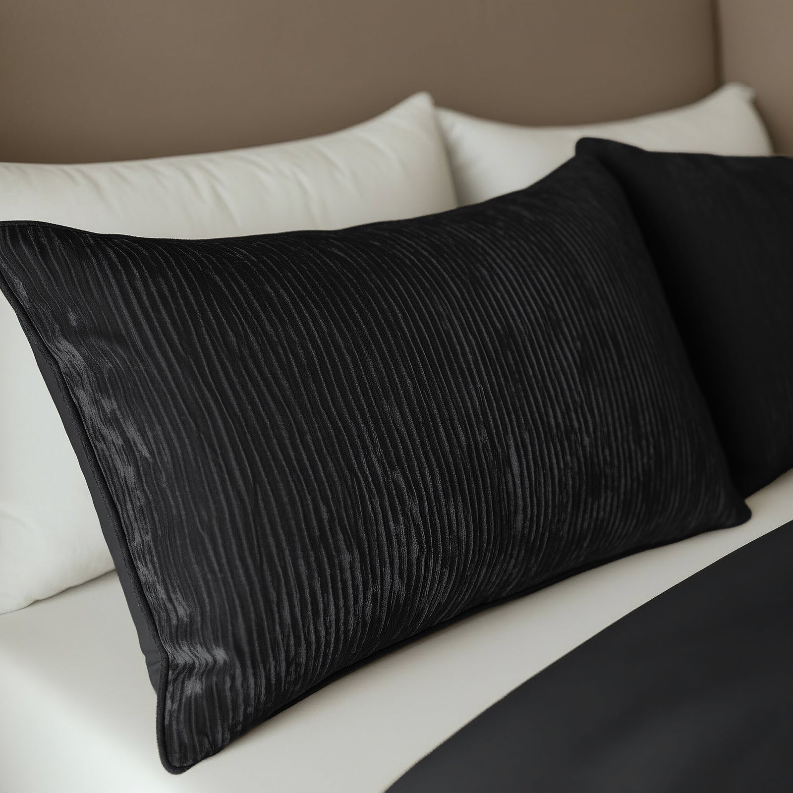 Zelesta Special Velvet Chic Pillowcase Set Of 2 in Black on a white background