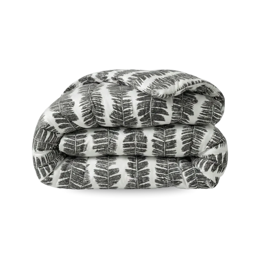 Zelesta Comfort Design Duvet - Savanna Feather, product shot showing the savanna-inspired feather print in warm earth tones