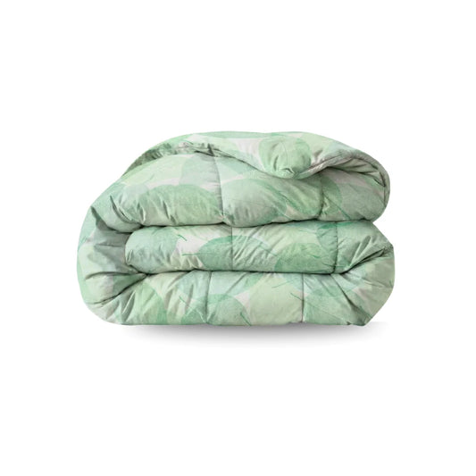 Zelesta Comfort Design Duvet - Fresh Leaf, product shot showing the fresh green leaf botanical print