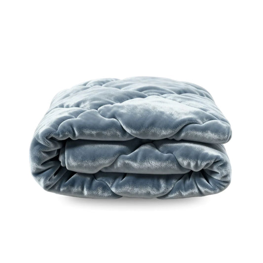 Zelesta Special Flannel Uni Duvet - Blue folded on a white background, front view