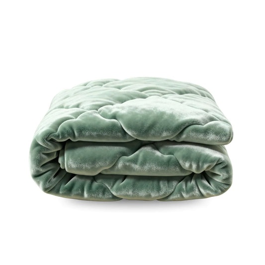 Zelesta Special Flannel Uni Duvet - Green folded on a white background, front view