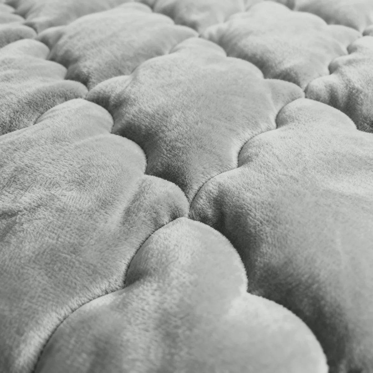 Close-up of the khaki flannel fabric texture of the Zelesta Special Flannel Uni Duvet