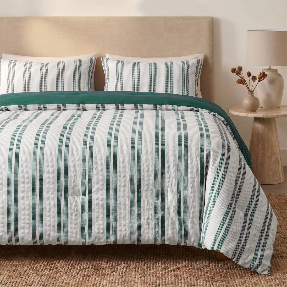 Angled lifestyle bedroom shot with the Zelesta Special Hampton Summer Duvet - Green