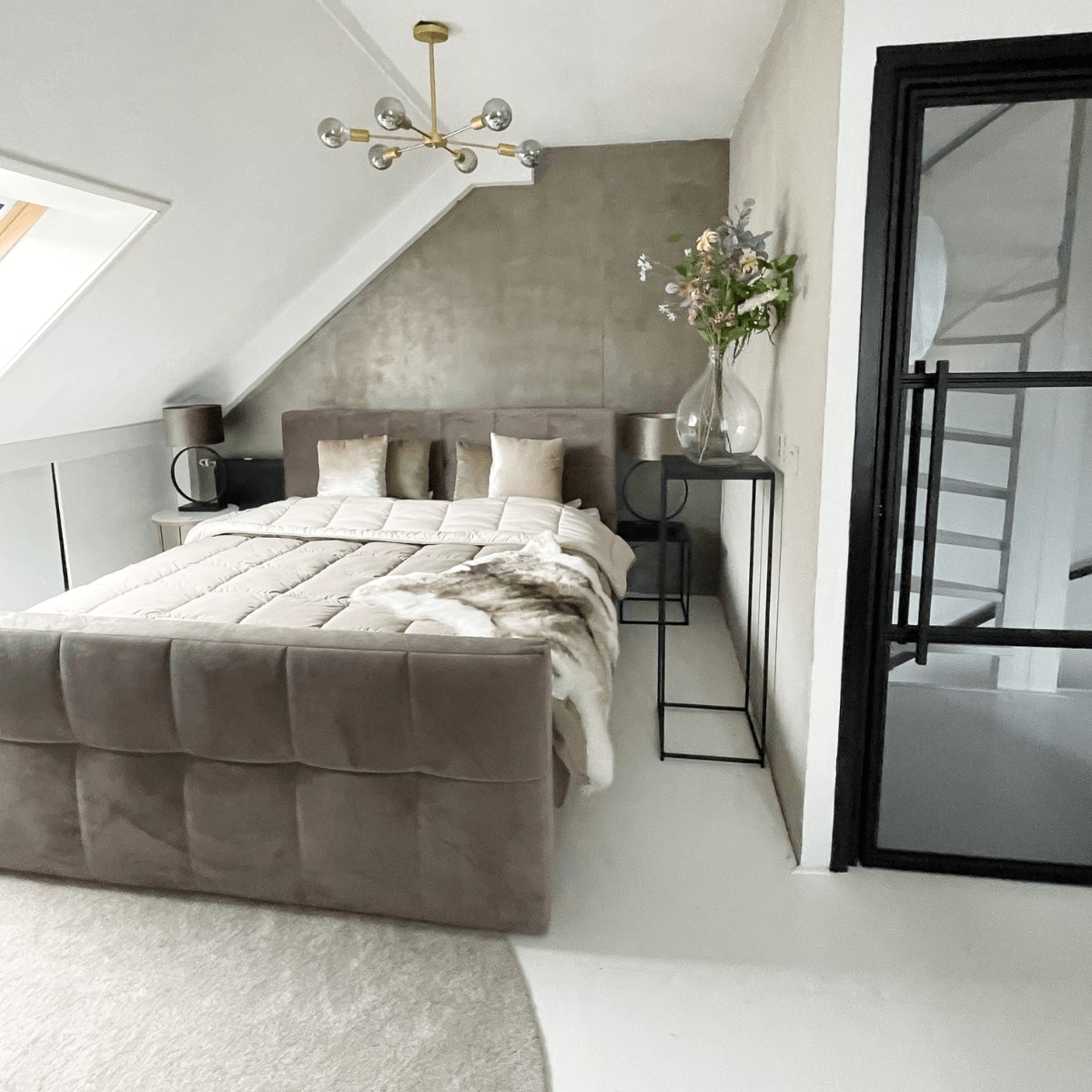Zelesta Everyday Uni Summer Duvet in Taupe & Linen, neatly folded on a white background showing the soft taupe & linen microfiber fabric